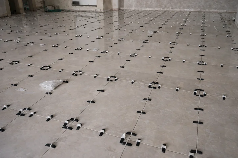 تركيب البلاط والسيراميك